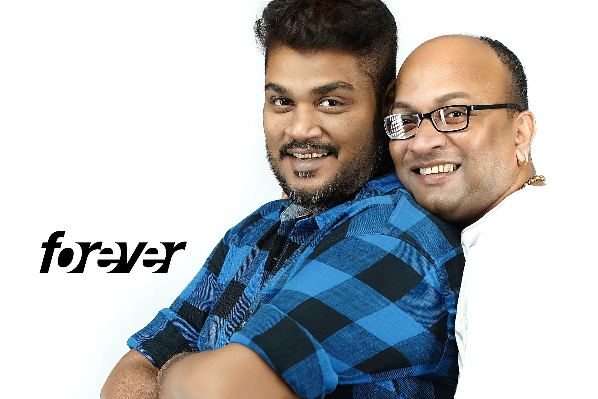 Photographer Ranjan Bhattacharya with creative collaborator Nanda Majumder during a Kolkata fashion shoot — celebrating teamwork and shared vision.