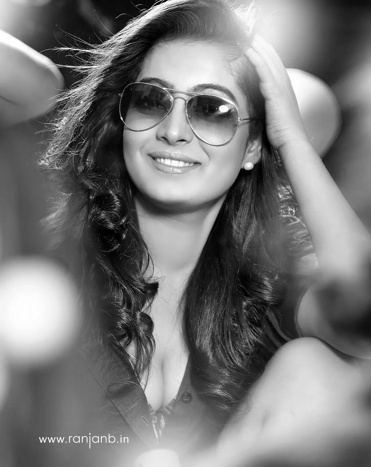 Elegant black and white image of Gurmeet Kaur, a portrait by Ranjan Bhattacharya, emphasizing her beauty and character.