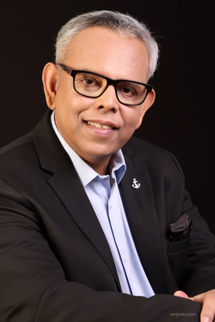 Executive business portrait of Commander Subroto Mukherjee photographed in Kolkata by Ranjan Bhattacharya
