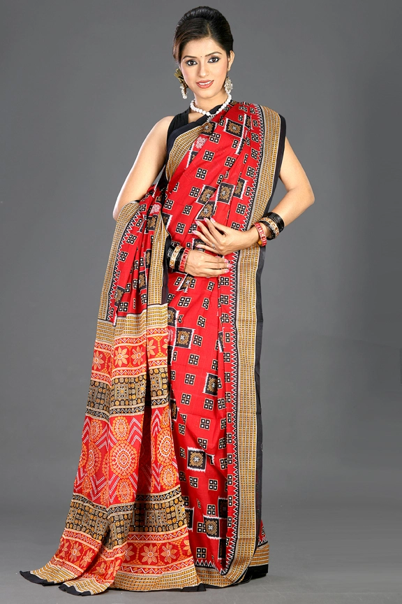Ad Campaign photography with Ruhi Dutta  for Mala Saree by Ranjan Bhattacharya