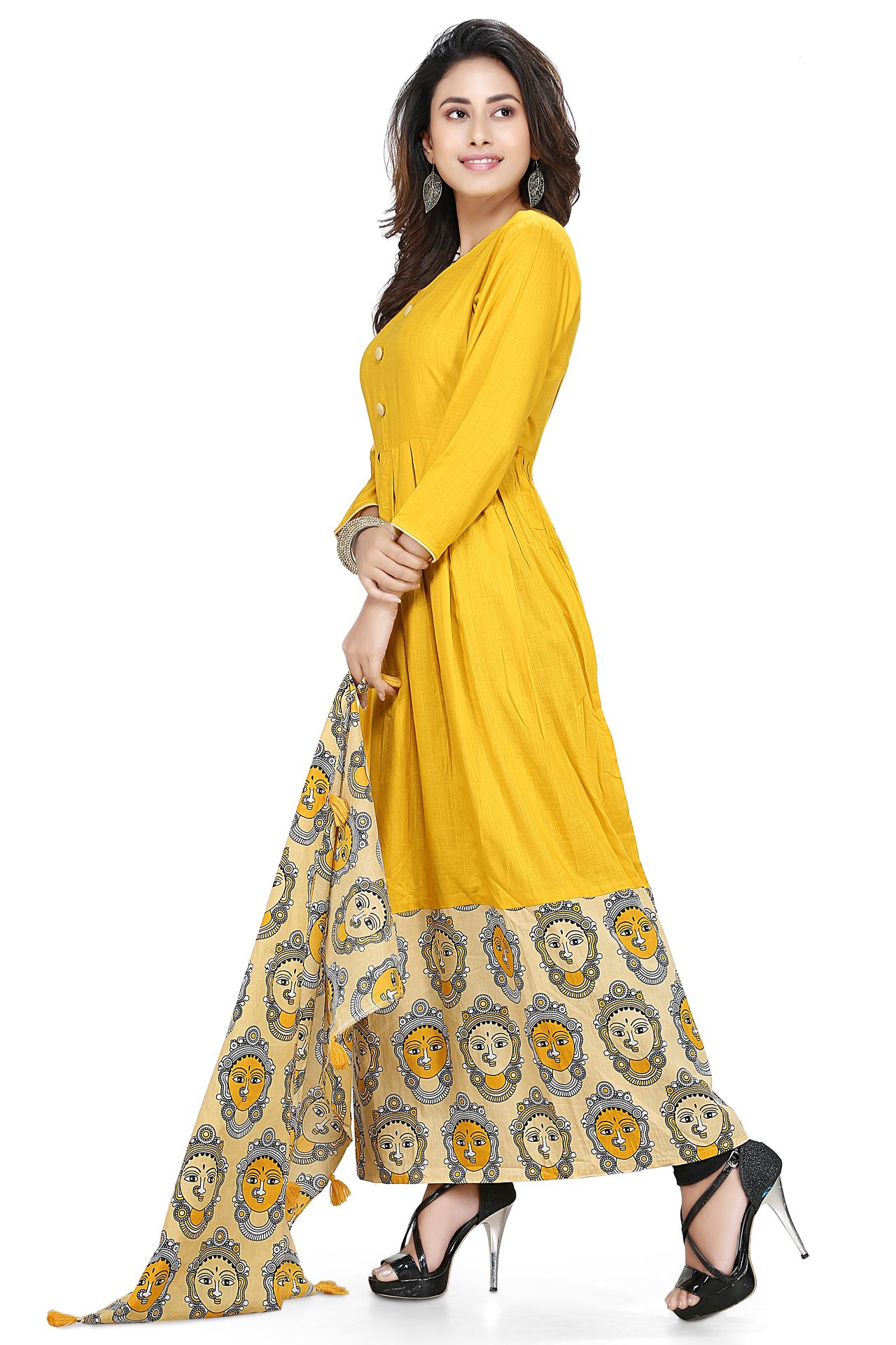 A stunning Indo-Western ethnic clothing shoot for Amazon India in Kolkata, featuring the elegant Ankita Saha, captured by Ranjan Bhattacharya