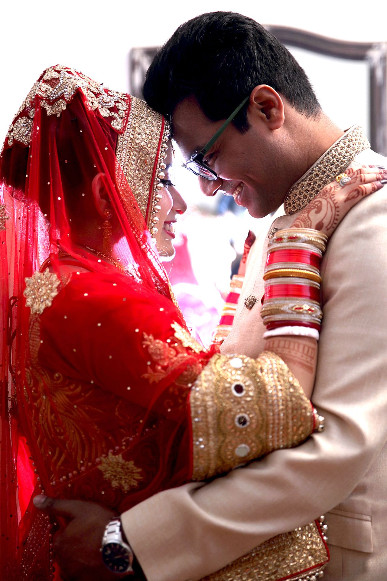 Close-up Wedding Portrait of Ashish and Shanoli Roy Kumar - Captured by Ranjan Bhattacharya at Patna.