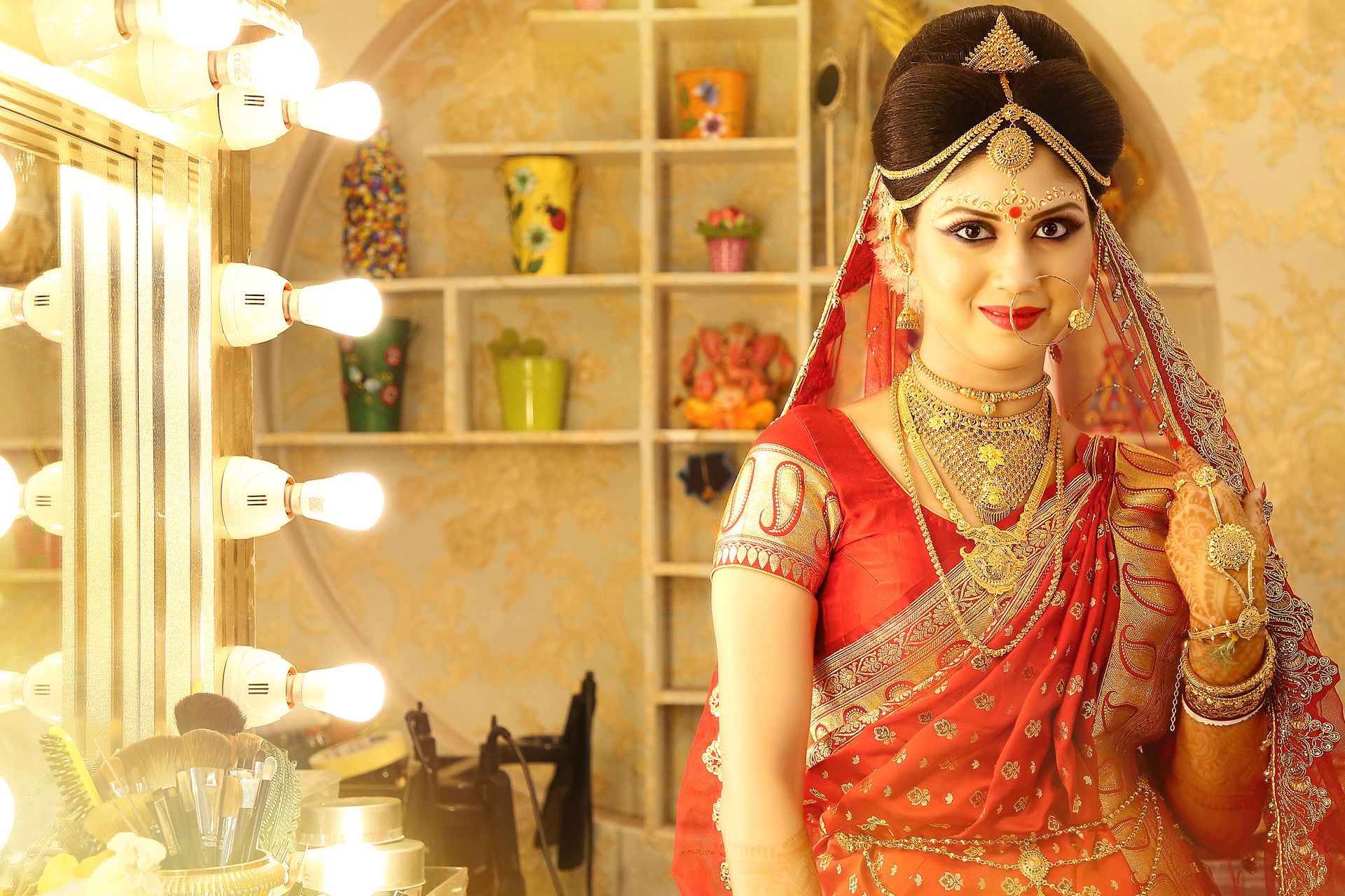 Candid wedding picture of Dr Debarati Sarkar, captured by the Best Wedding Photographer in Kolkata - Ranjan Bhattacharya