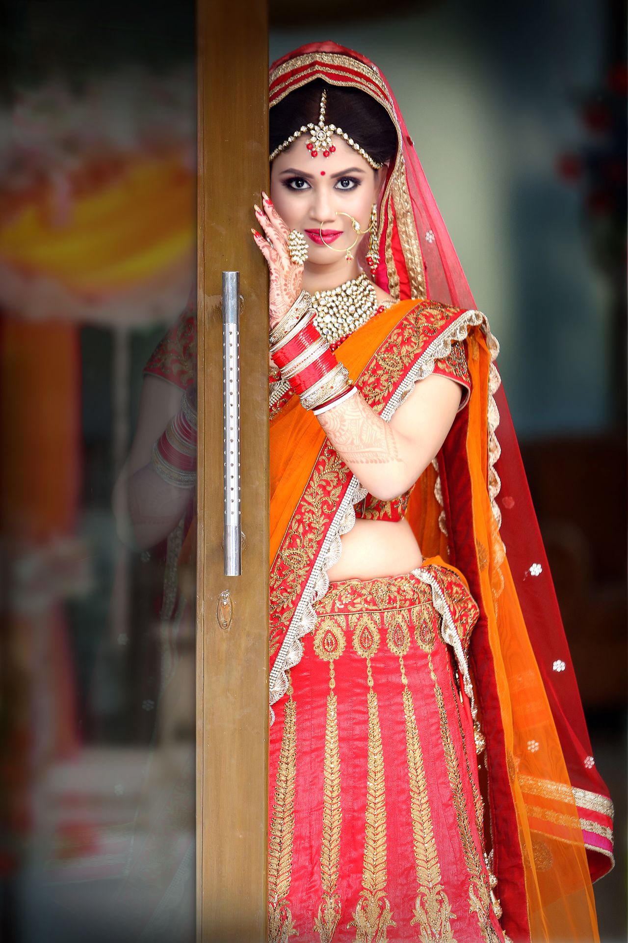 Candid Wedding Photography of Dr. Debarati Sarkar by the Best Wedding Photographer in Kolkata - Ranjan Bhattacharya
