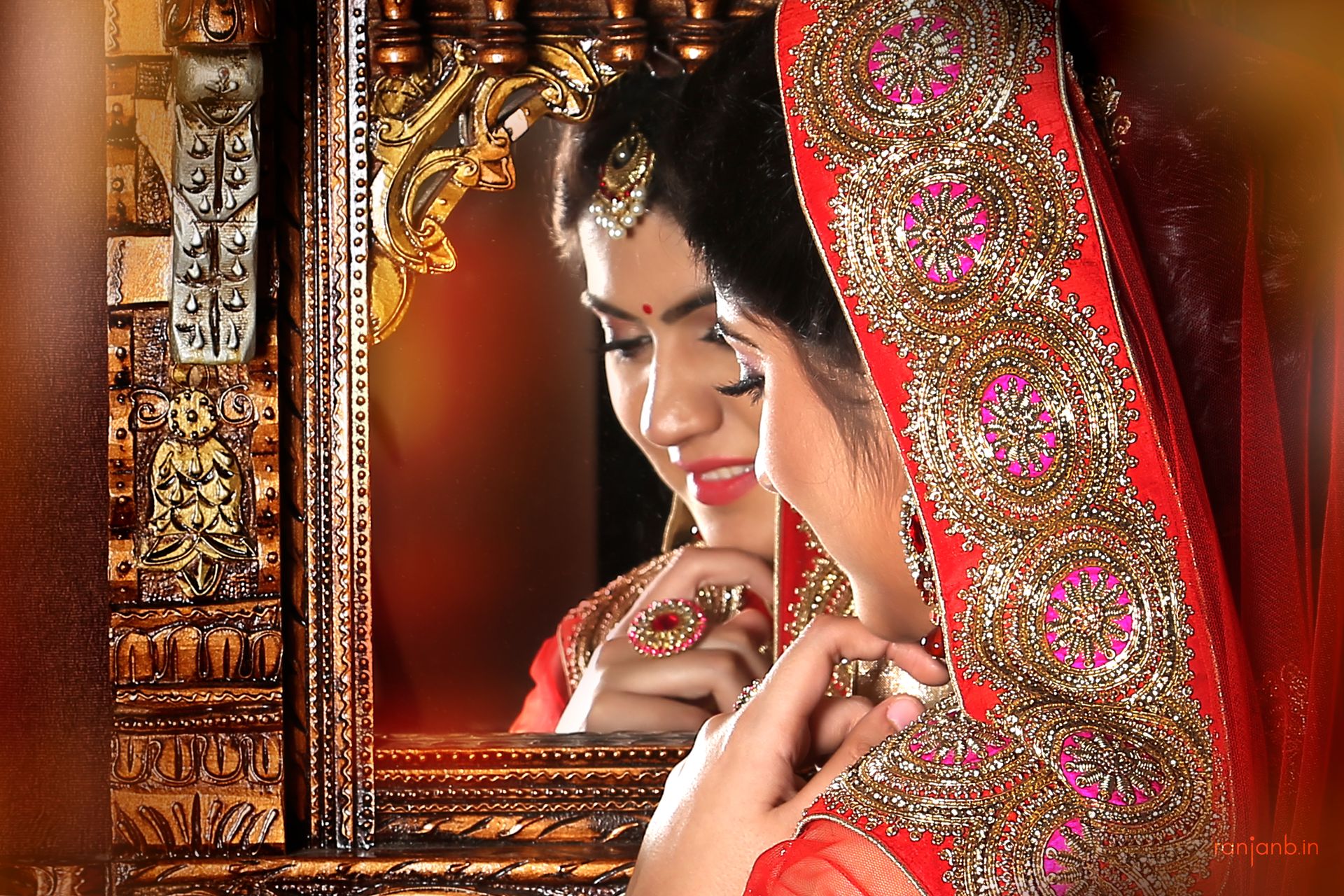Close-up wedding portrait of Priyanka Trivedi, captured by Ranjan Bhattacharya