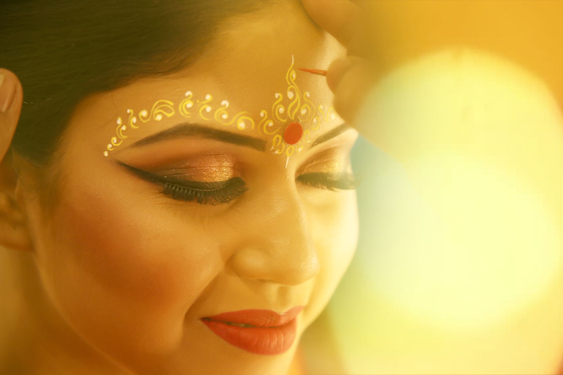 Candid wedding picture of Dr Debarati Sarkar, by the Best Wedding Photographer in Kolkata - Ranjan Bhattacharya